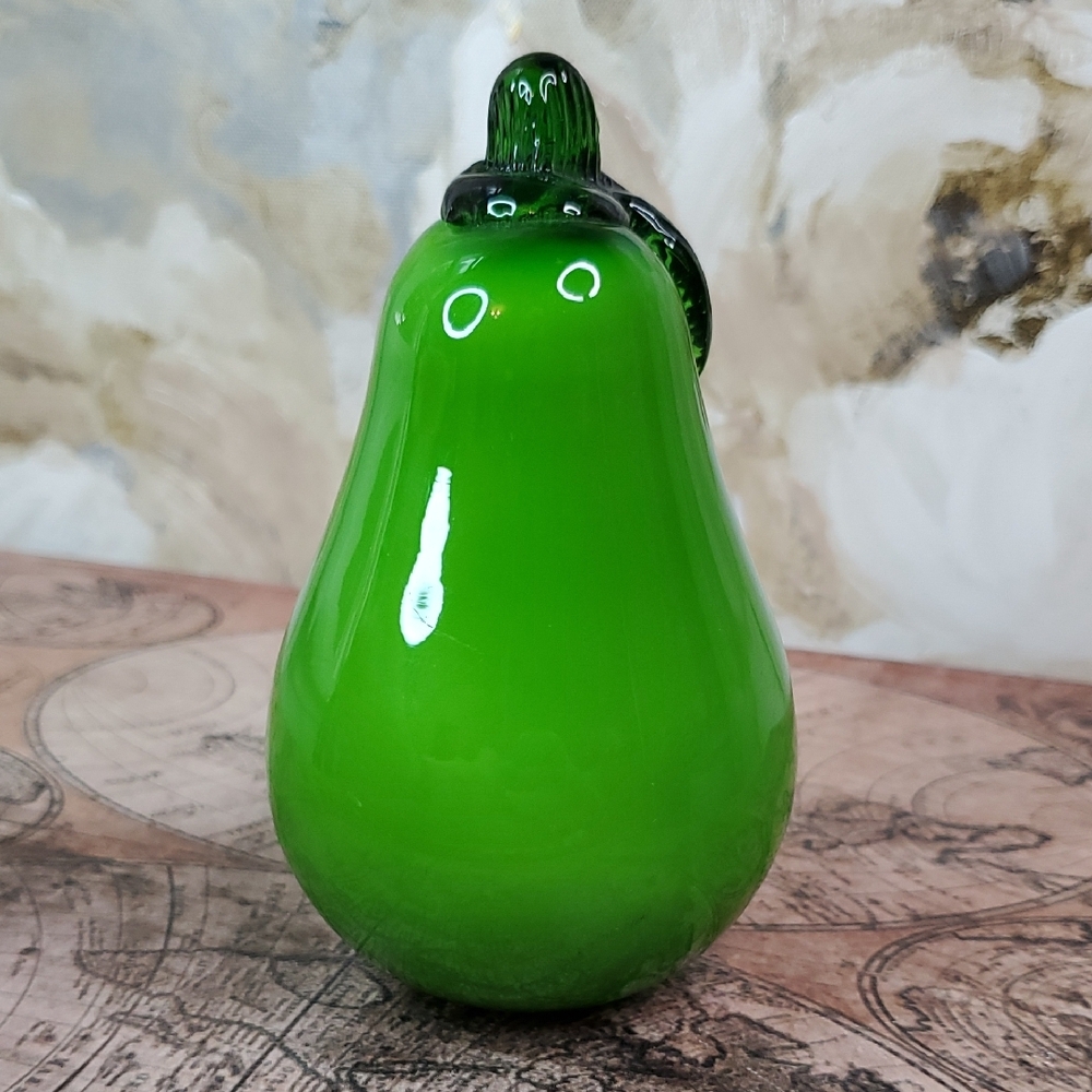 Green Glass Pear Figurine Fruit Bowl Filler Glass Sculpture - Picture 6 of 10